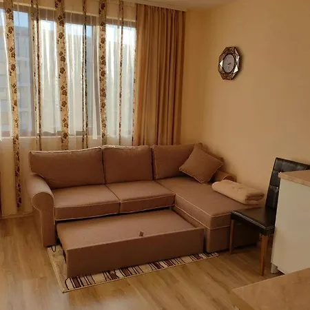 아파트 Apollon 9 Apartment