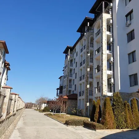Apollon 9 Apartment 아파트