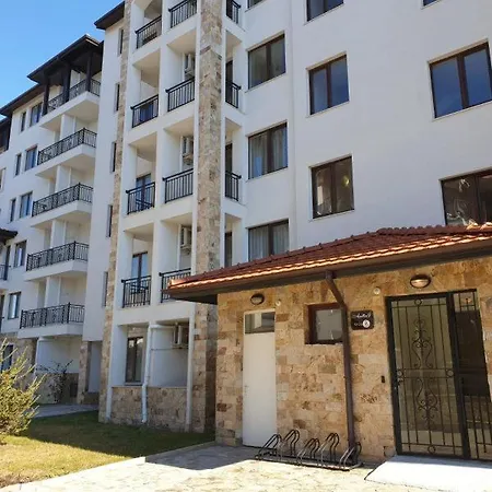 Apollon 9 Apartment
