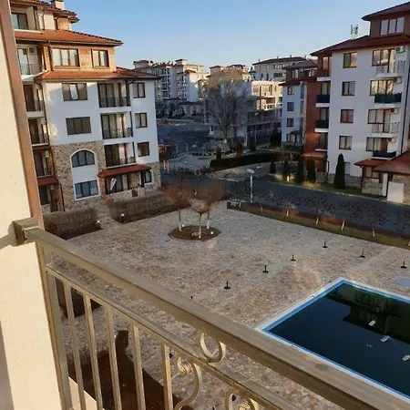 아파트 Apollon 9 Apartment