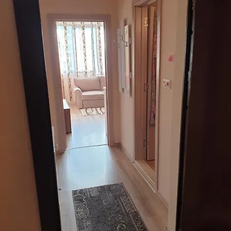 아파트 Apollon 9 Apartment